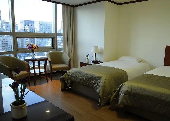M Chereville Aparthotel *